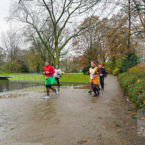 07.12.2025 - St. Pauli X-Mass-Run No. 15 Michael Burmester http://msf.ph/oto/9426854 07.12.2025 10:47:01 Laufen 679, 47 meine-sportfotos.de
