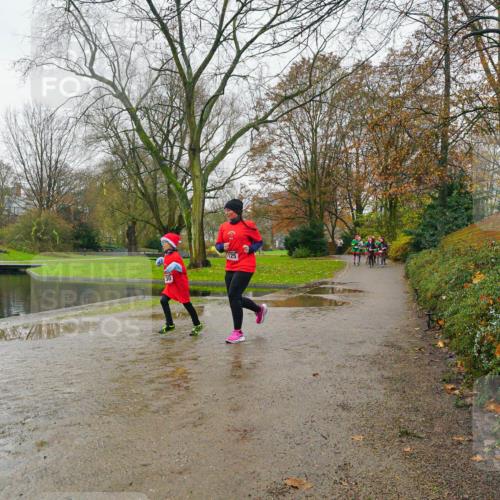 07.12.2025 - St. Pauli X-Mass-Run No. 15 Michael Burmester http://msf.ph/oto/9426857 07.12.2025 10:47:11 Laufen 125 meine-sportfotos.de