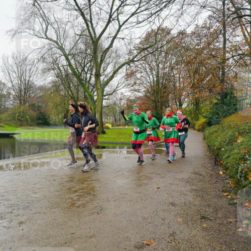 07.12.2025 - St. Pauli X-Mass-Run No. 15 Michael Burmester http://msf.ph/oto/9426858 07.12.2025 10:47:21 Laufen 274, 425 meine-sportfotos.de