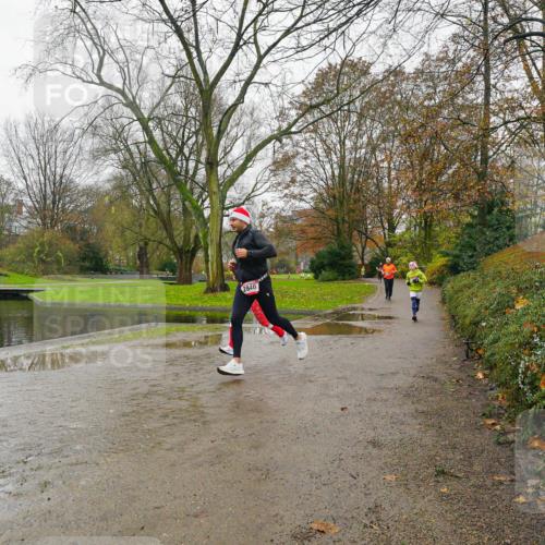 07.12.2025 - St. Pauli X-Mass-Run No. 15 Michael Burmester http://msf.ph/oto/9426918 07.12.2025 11:00:03 Laufen 2846 meine-sportfotos.de