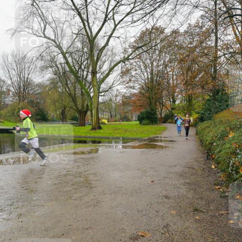 07.12.2025 - St. Pauli X-Mass-Run No. 15 Michael Burmester http://msf.ph/oto/9426923 07.12.2025 11:00:20 Laufen  meine-sportfotos.de