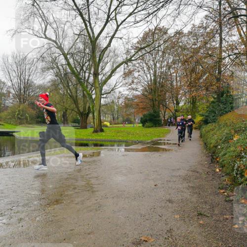 07.12.2025 - St. Pauli X-Mass-Run No. 15 Michael Burmester http://msf.ph/oto/9426932 07.12.2025 11:00:47 Laufen  meine-sportfotos.de