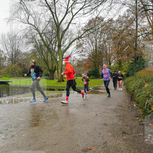 07.12.2025 - St. Pauli X-Mass-Run No. 15 Michael Burmester http://msf.ph/oto/9426937 07.12.2025 11:01:00 Laufen 3129 meine-sportfotos.de