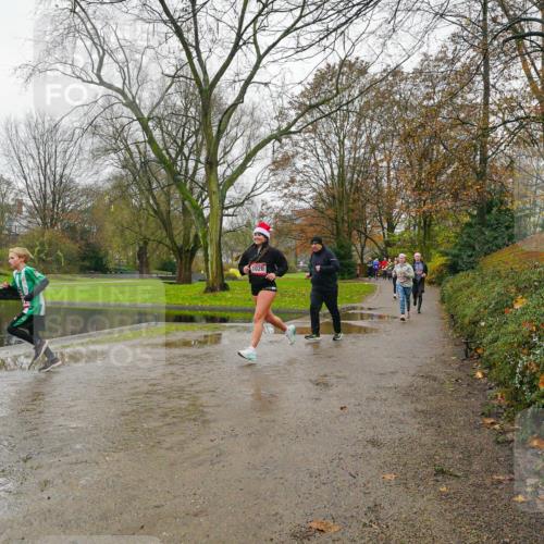 07.12.2025 - St. Pauli X-Mass-Run No. 15 Michael Burmester http://msf.ph/oto/9426939 07.12.2025 11:01:02 Laufen 1020 meine-sportfotos.de
