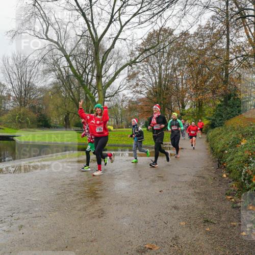 07.12.2025 - St. Pauli X-Mass-Run No. 15 Michael Burmester http://msf.ph/oto/9426953 07.12.2025 11:01:36 Laufen 3195, 2918 meine-sportfotos.de