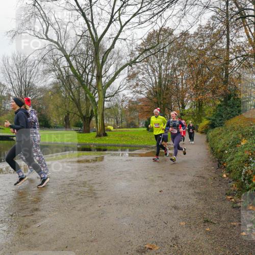 07.12.2025 - St. Pauli X-Mass-Run No. 15 Michael Burmester http://msf.ph/oto/9426960 07.12.2025 11:01:43 Laufen 3037 meine-sportfotos.de