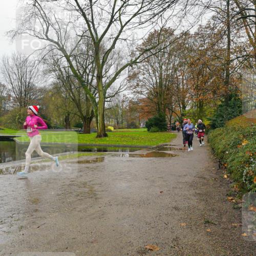 07.12.2025 - St. Pauli X-Mass-Run No. 15 Michael Burmester http://msf.ph/oto/9426965 07.12.2025 11:01:53 Laufen  meine-sportfotos.de