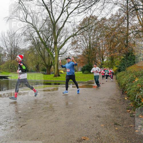 07.12.2025 - St. Pauli X-Mass-Run No. 15 Michael Burmester http://msf.ph/oto/9426975 07.12.2025 11:02:09 Laufen 2597 meine-sportfotos.de