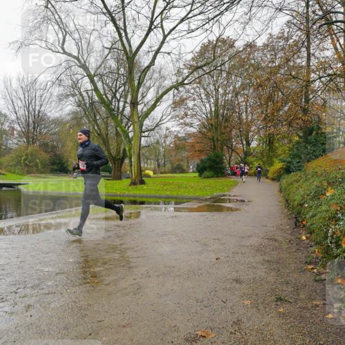 07.12.2025 - St. Pauli X-Mass-Run No. 15 Michael Burmester http://msf.ph/oto/9426986 07.12.2025 11:02:29 Laufen  meine-sportfotos.de