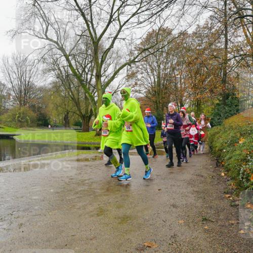 07.12.2025 - St. Pauli X-Mass-Run No. 15 Michael Burmester http://msf.ph/oto/9427019 07.12.2025 11:03:44 Laufen 209, 205, 3099, 981 meine-sportfotos.de