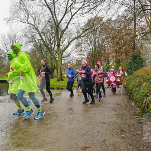 07.12.2025 - St. Pauli X-Mass-Run No. 15 Michael Burmester http://msf.ph/oto/9427020 07.12.2025 11:03:45 Laufen 1672, 3099, 205, 2981 meine-sportfotos.de