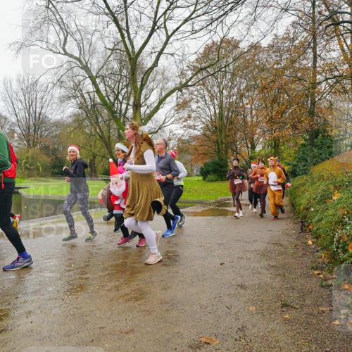 07.12.2025 - St. Pauli X-Mass-Run No. 15 Michael Burmester http://msf.ph/oto/9427023 07.12.2025 11:03:47 Laufen 072, 154, 152 meine-sportfotos.de