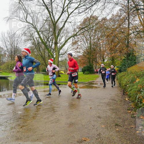 07.12.2025 - St. Pauli X-Mass-Run No. 15 Michael Burmester http://msf.ph/oto/9427028 07.12.2025 11:03:51 Laufen 75, 2606 meine-sportfotos.de