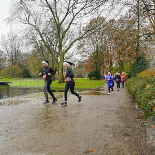 07.12.2025 - St. Pauli X-Mass-Run No. 15 Michael Burmester http://msf.ph/oto/9427030 07.12.2025 11:03:53 Laufen 1501, 1498 meine-sportfotos.de