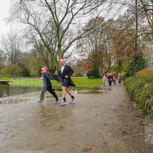07.12.2025 - St. Pauli X-Mass-Run No. 15 Michael Burmester http://msf.ph/oto/9427033 07.12.2025 11:03:58 Laufen  meine-sportfotos.de