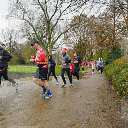07.12.2025 - St. Pauli X-Mass-Run No. 15 Michael Burmester http://msf.ph/oto/9427081 07.12.2025 11:05:07 Laufen 54, 200, 4644 meine-sportfotos.de