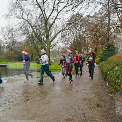07.12.2025 - St. Pauli X-Mass-Run No. 15 Michael Burmester http://msf.ph/oto/9427119 07.12.2025 11:06:05 Laufen 2285, 2736, 739, 2450 meine-sportfotos.de