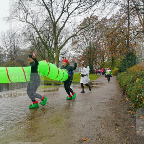 07.12.2025 - St. Pauli X-Mass-Run No. 15 Michael Burmester http://msf.ph/oto/9427137 07.12.2025 11:06:28 Laufen  meine-sportfotos.de