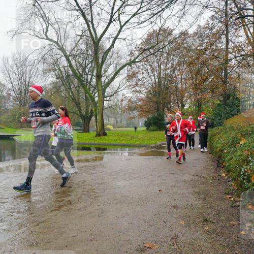 07.12.2025 - St. Pauli X-Mass-Run No. 15 Michael Burmester http://msf.ph/oto/9427145 07.12.2025 11:06:44 Laufen 2219, 33 meine-sportfotos.de