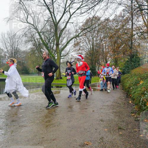 07.12.2025 - St. Pauli X-Mass-Run No. 15 Michael Burmester http://msf.ph/oto/9427153 07.12.2025 11:06:58 Laufen 825, 871, 820 meine-sportfotos.de