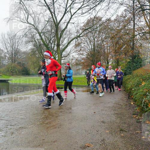 07.12.2025 - St. Pauli X-Mass-Run No. 15 Michael Burmester http://msf.ph/oto/9427154 07.12.2025 11:06:59 Laufen 864, 820, 2838 meine-sportfotos.de