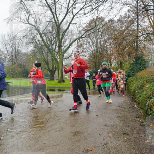 07.12.2025 - St. Pauli X-Mass-Run No. 15 Michael Burmester http://msf.ph/oto/9427162 07.12.2025 11:07:06 Laufen 41, 2310, 4452, 4432, 310 meine-sportfotos.de