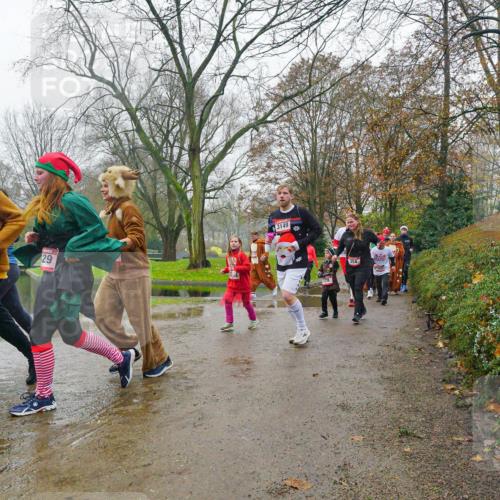 07.12.2025 - St. Pauli X-Mass-Run No. 15 Michael Burmester http://msf.ph/oto/9427168 07.12.2025 11:07:13 Laufen 2430, 29, 3149, 354 meine-sportfotos.de