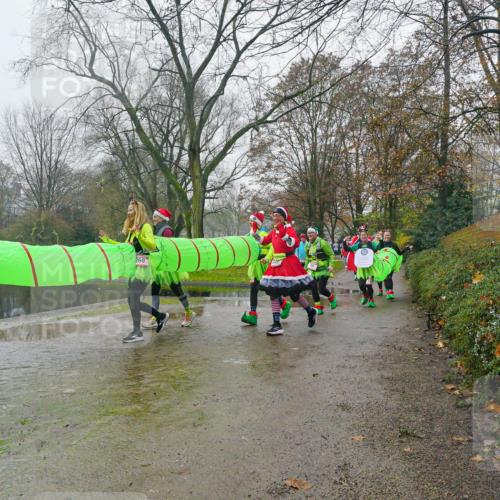 07.12.2025 - St. Pauli X-Mass-Run No. 15 Michael Burmester http://msf.ph/oto/9427205 07.12.2025 11:08:24 Laufen 260 meine-sportfotos.de