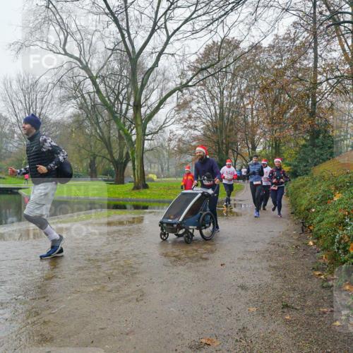 07.12.2025 - St. Pauli X-Mass-Run No. 15 Michael Burmester http://msf.ph/oto/9427213 07.12.2025 11:08:33 Laufen  meine-sportfotos.de