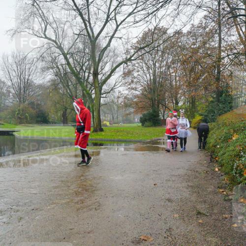 07.12.2025 - St. Pauli X-Mass-Run No. 15 Michael Burmester http://msf.ph/oto/9427227 07.12.2025 11:09:07 Laufen  meine-sportfotos.de
