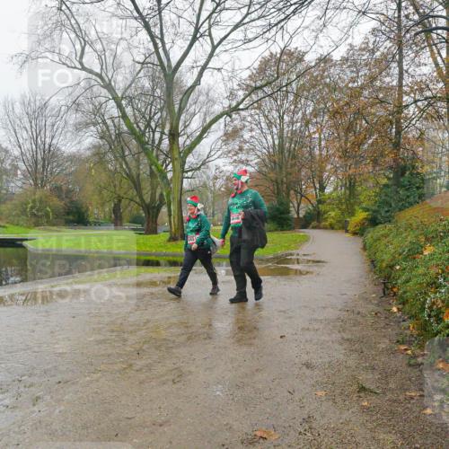 07.12.2025 - St. Pauli X-Mass-Run No. 15 Michael Burmester http://msf.ph/oto/9427243 07.12.2025 11:12:47 Laufen 646 meine-sportfotos.de