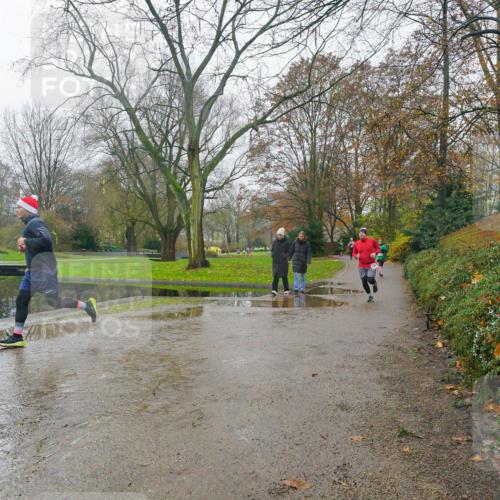 07.12.2025 - St. Pauli X-Mass-Run No. 15 Michael Burmester http://msf.ph/oto/9427280 07.12.2025 11:19:04 Laufen  meine-sportfotos.de
