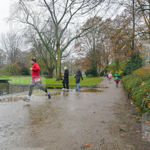 07.12.2025 - St. Pauli X-Mass-Run No. 15 Michael Burmester http://msf.ph/oto/9427281 07.12.2025 11:19:06 Laufen 2917 meine-sportfotos.de
