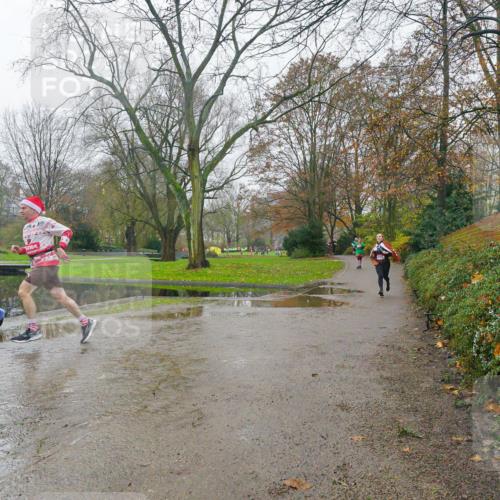 07.12.2025 - St. Pauli X-Mass-Run No. 15 Michael Burmester http://msf.ph/oto/9427283 07.12.2025 11:19:11 Laufen  meine-sportfotos.de