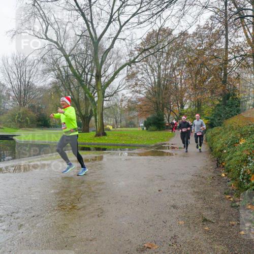 07.12.2025 - St. Pauli X-Mass-Run No. 15 Michael Burmester http://msf.ph/oto/9427301 07.12.2025 11:20:42 Laufen  meine-sportfotos.de