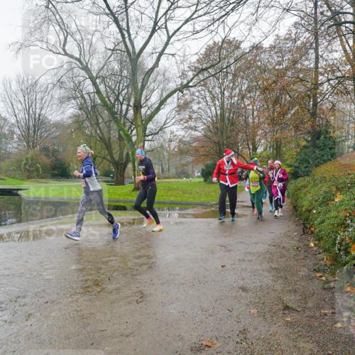 07.12.2025 - St. Pauli X-Mass-Run No. 15 Michael Burmester http://msf.ph/oto/9427316 07.12.2025 11:21:09 Laufen 2425, 2424 meine-sportfotos.de