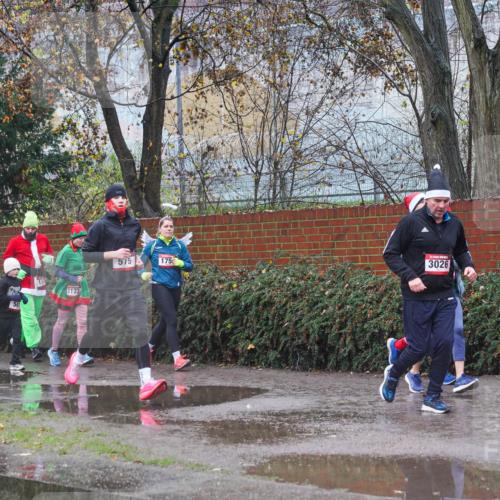 07.12.2025 - St. Pauli X-Mass-Run No. 15 Michael Burmester http://msf.ph/oto/9427351 07.12.2025 10:24:39 Laufen 510, 3123, 575, 175, 3026 meine-sportfotos.de