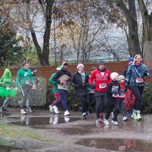 07.12.2025 - St. Pauli X-Mass-Run No. 15 Michael Burmester http://msf.ph/oto/9427365 07.12.2025 10:24:43 Laufen 2325, 459, 7, 208, 500, 10, 504 meine-sportfotos.de