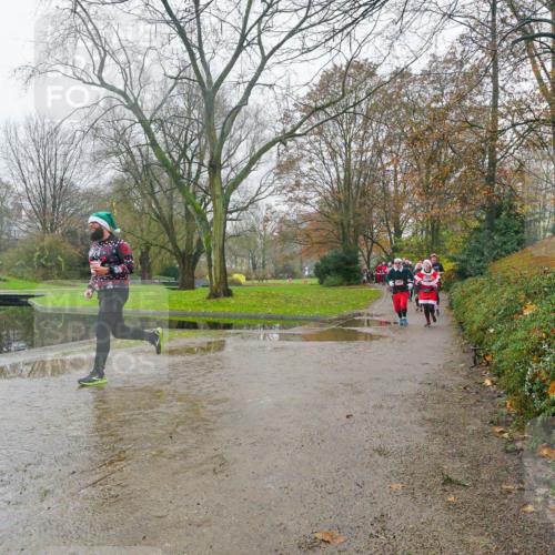 07.12.2025 - St. Pauli X-Mass-Run No. 15 Michael Burmester http://msf.ph/oto/9427376 07.12.2025 11:21:57 Laufen  meine-sportfotos.de