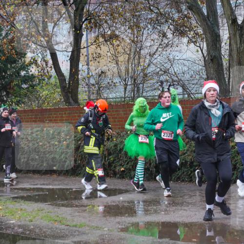 07.12.2025 - St. Pauli X-Mass-Run No. 15 Michael Burmester http://msf.ph/oto/9427377 07.12.2025 10:24:46 Laufen 106, 513, 2321, 4598, 2321, 2921, 2325, 279 meine-sportfotos.de
