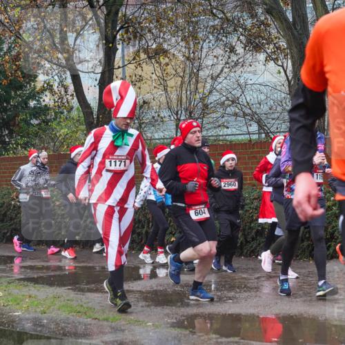 07.12.2025 - St. Pauli X-Mass-Run No. 15 Michael Burmester http://msf.ph/oto/9427406 07.12.2025 10:24:55 Laufen 220, 1171, 604, 2960, 119, 3038 meine-sportfotos.de