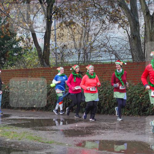 07.12.2025 - St. Pauli X-Mass-Run No. 15 Michael Burmester http://msf.ph/oto/9427473 07.12.2025 10:25:45 Laufen 1035, 1232, 916, 1087, 10 meine-sportfotos.de