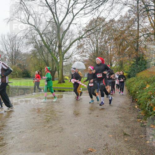 07.12.2025 - St. Pauli X-Mass-Run No. 15 Michael Burmester http://msf.ph/oto/9427498 07.12.2025 11:23:27 Laufen 607, 3810 meine-sportfotos.de