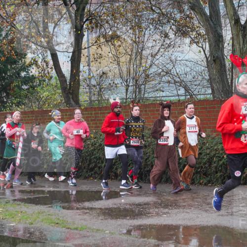 07.12.2025 - St. Pauli X-Mass-Run No. 15 Michael Burmester http://msf.ph/oto/9427514 07.12.2025 10:26:06 Laufen 406, 40, 2608, 3380, 2777, 2360 meine-sportfotos.de
