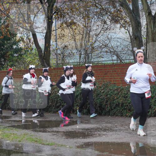 07.12.2025 - St. Pauli X-Mass-Run No. 15 Michael Burmester http://msf.ph/oto/9427526 07.12.2025 10:26:12 Laufen 1681, 1679, 1682, 168, 890 meine-sportfotos.de