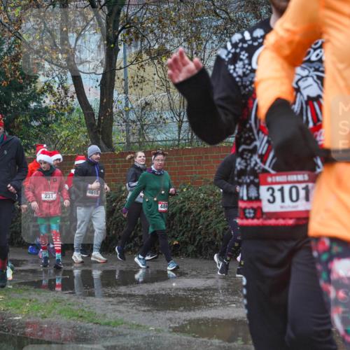 07.12.2025 - St. Pauli X-Mass-Run No. 15 Michael Burmester http://msf.ph/oto/9427566 07.12.2025 10:26:27 Laufen 168, 231, 4615, 3101, 486 meine-sportfotos.de