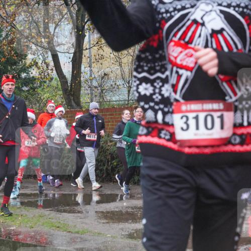 07.12.2025 - St. Pauli X-Mass-Run No. 15 Michael Burmester http://msf.ph/oto/9427567 07.12.2025 10:26:27 Laufen 577, 168, 23, 2998, 298, 4615, 3101, 2496 meine-sportfotos.de