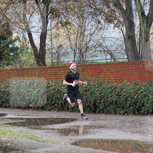 07.12.2025 - St. Pauli X-Mass-Run No. 15 Michael Burmester http://msf.ph/oto/9427697 07.12.2025 10:37:09 Laufen  meine-sportfotos.de