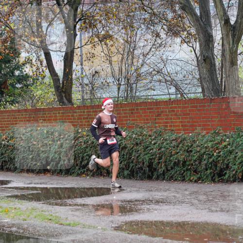 07.12.2025 - St. Pauli X-Mass-Run No. 15 Michael Burmester http://msf.ph/oto/9427716 07.12.2025 10:38:37 Laufen 106 meine-sportfotos.de