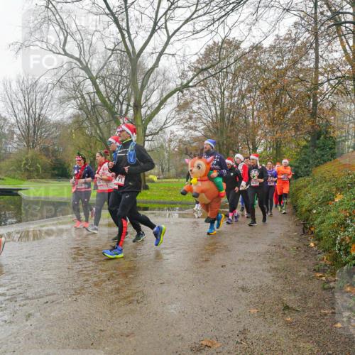 07.12.2025 - St. Pauli X-Mass-Run No. 15 Michael Burmester http://msf.ph/oto/9427717 07.12.2025 11:25:22 Laufen 4427, 2877 meine-sportfotos.de